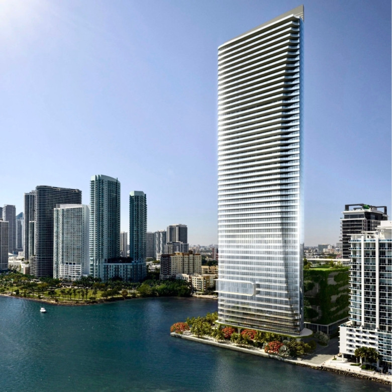 Waterfront skyline along Biscayne Bay in Edgewater near EDITION Residences Miami Edgewater site.