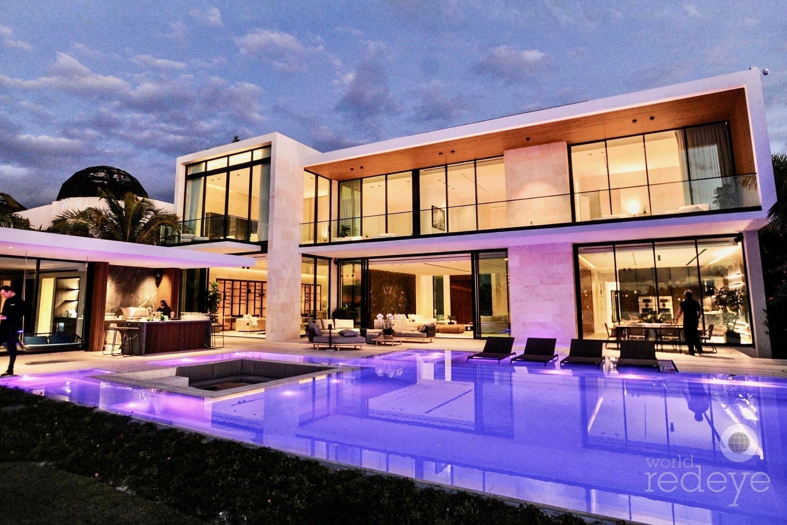 Coastal waterfront estate neighborhood reflecting South Florida luxury home sales growth